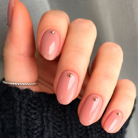rhinestone nail trend manicure pastel pink
