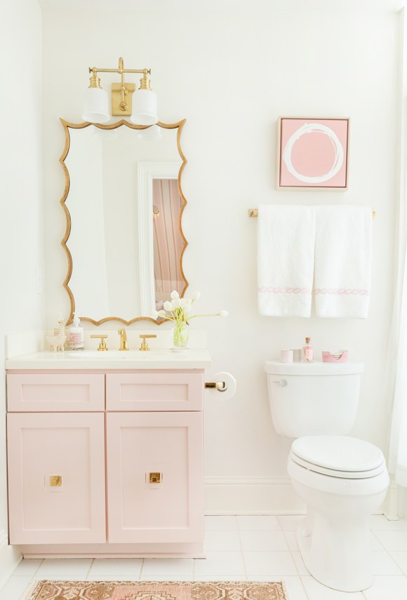 pink-bathroom-leslee-mitchell