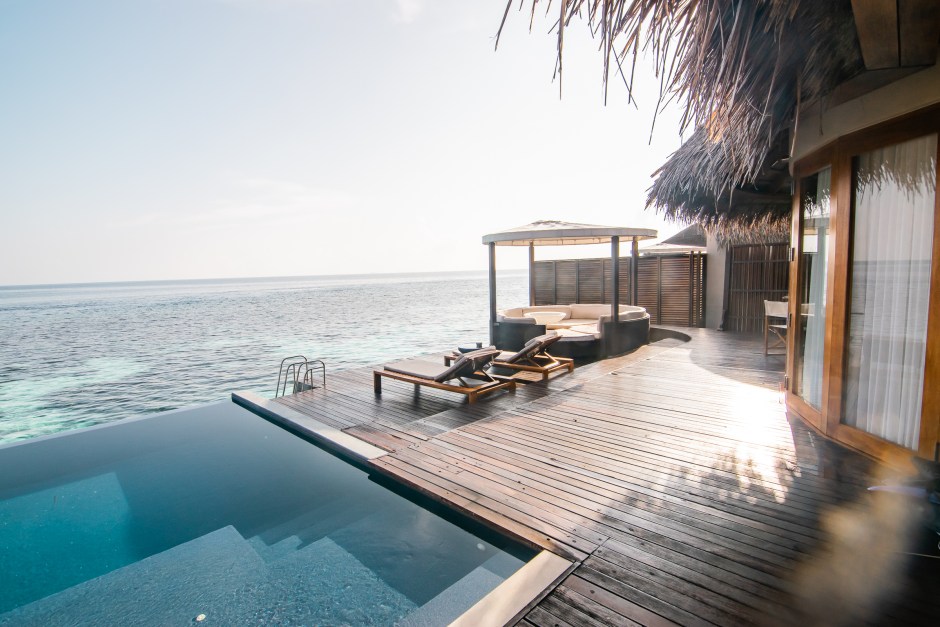 W maldives overwater bungalow pool